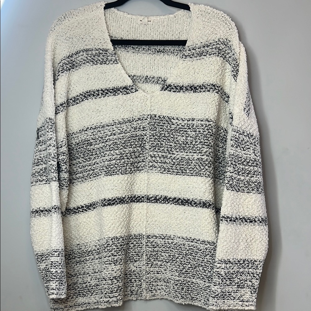 Mason & Belle Women's Plus Black‎ & White Cozy Striped Soft Sweater Size 2X